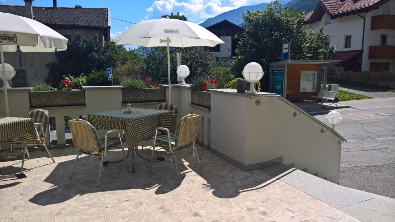 Hotel Krone Morter Екстер'єр фото