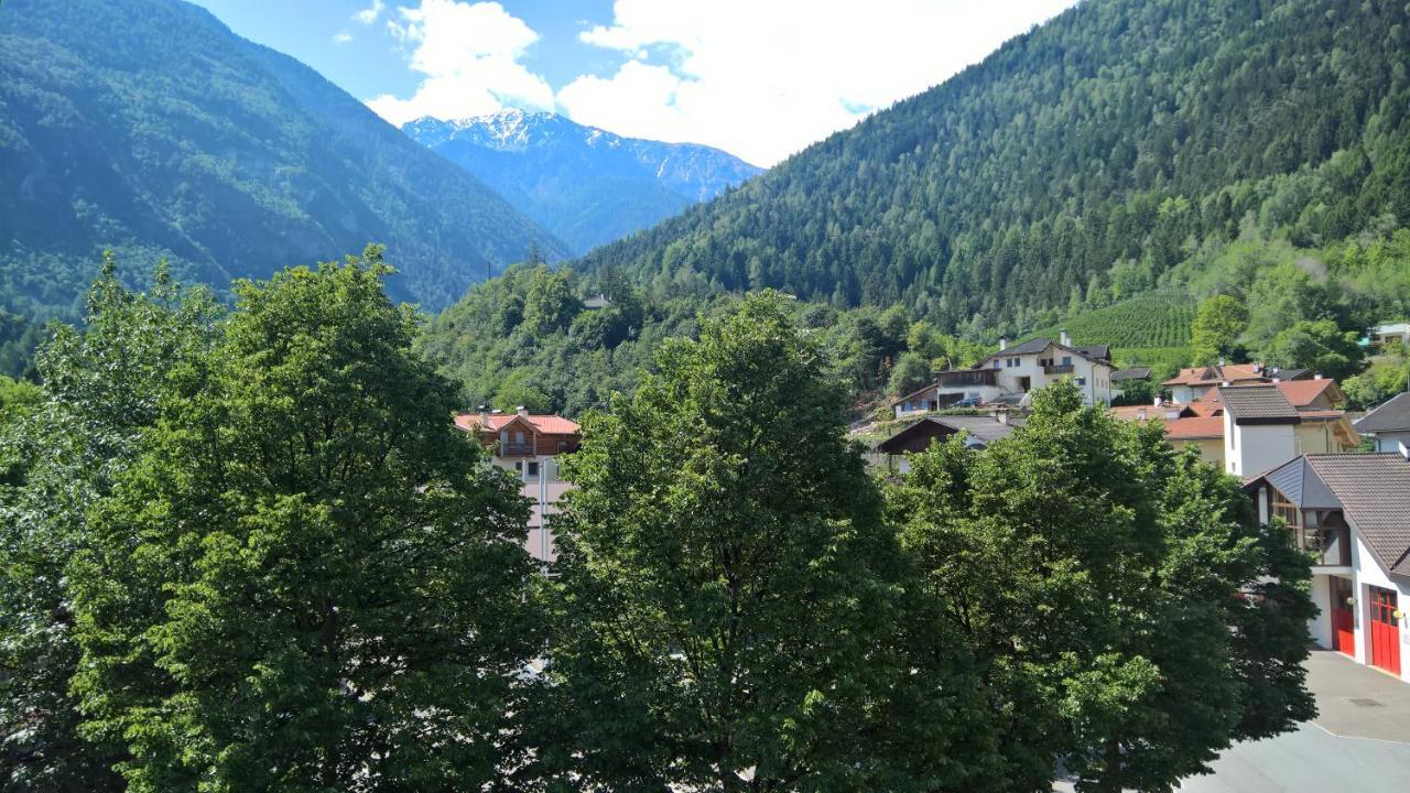 Hotel Krone Morter Екстер'єр фото